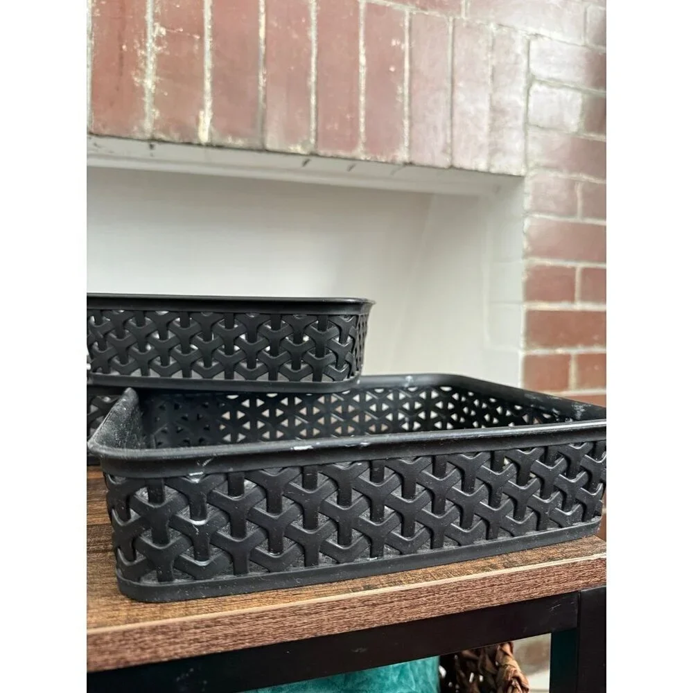 Three-piece mainstays black plastic storage